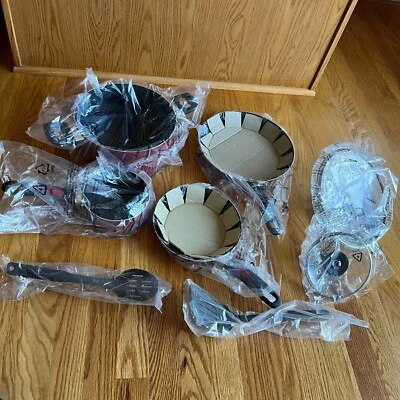 Mirro Get a Grip Pro 8-piece Non-Stick Pots and Pans Cookware Set Red - Image 1 of 4