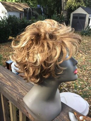 Peluca de fibra modacrílica Beverly Johnson gorra Miliennia Foto 1 de 3