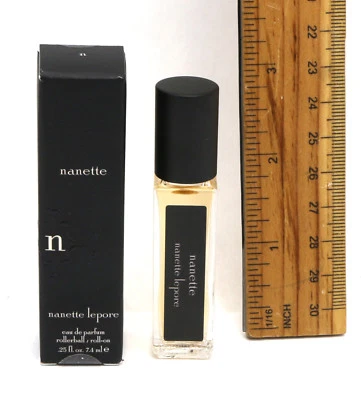 Nanette Lepore Eau De Parfum Roll-On Feminino 0,25 oz/7,4 ml Novo na Caixa  - Imagem 1 de 3