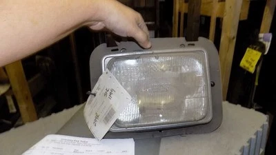 Faro derecho pasajero compatible con 83-88 Ranger 25128 Foto 1 de 2