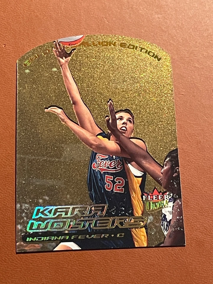 2000 Fleer Ultra WNBA - Kara Wolters #100G Gold Medallion - Image 1 of 1