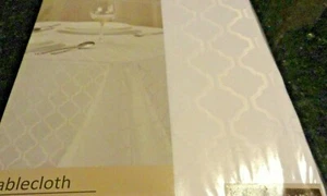 new Tablecloth 70" ROUND SOLID white Geo design Neutral look embossed Harriet - Picture 1 of 3