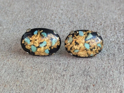Abotoaduras vintage da década de 1950 com lascas de pedra turquesa reais e flocos de ouro por HICKOK - Imagem 1 de 4