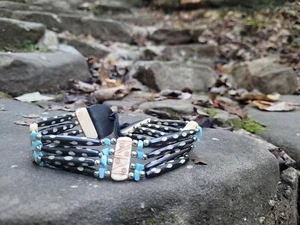 Büffelknochen 4-zeiliges Halsband Türkis Perlen Indianer Halskette gepunktet - Bild 1 von 3