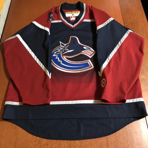 Koho Vancouver Canucks Gradient Fade NHL Hockey Jersey Black Alternate Third XL Cover