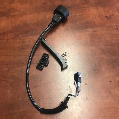 Nuevo conjunto de interruptor/disparador de recortadora OEM para recortadora eléctrica Craftsman 30383 recortadora Foto 1 de 4