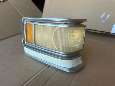 Cadillac Deville Fleetwood 1975 1976 OEM intermitente esquina derecha Foto 1 de 4
