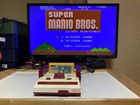 Working Early AV Modded Famicom w/ AC Adapter