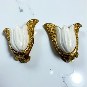Vintage Marvella weiße Tulpe Blume Clip-On Ohrringe - Bild 1 von 6