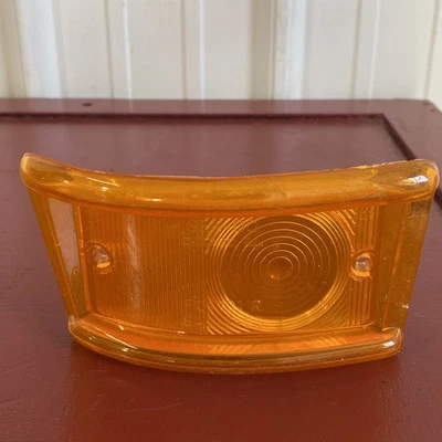 FORD ECONOLINE PARKING LIGHT LENS RH 1961 1962 1963 1964 1965 1966 - Image 1 of 4
