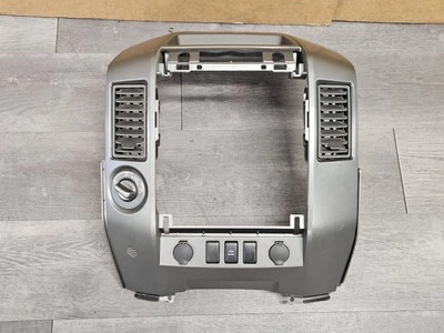 Nissan Titan 2007-2015 tablero radio control de clima bisel embellecedor gris envolvente OEM Foto 1 de 4