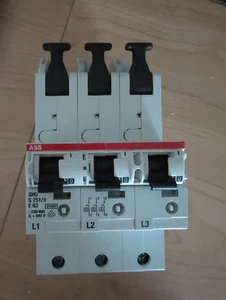 SLS ABB S751/3-E63 Hauptsicherungsautomat (2CDS781001R4632) - Bild 1 von 3