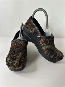 Dansko Vegan Paisley Tapestry Clog SlipOn Shoes Velvet Nurse Clogs EU 37 US 7 - Picture 1 of 11