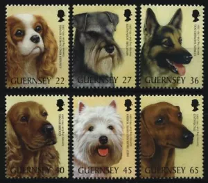 Guernsey 2001 - Michel n. 884-889 ** - MNH - Cani / Dogs - Foto 1 di 1