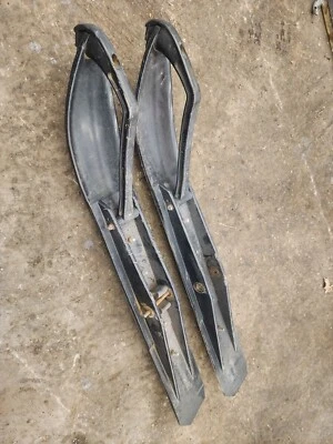 C&A Pro Skis Yamaha Arctic CAT POLARIS SKI BLACK SKIDOO SKI-DOO FIRECAT 440 ZR - Image 1 of 2