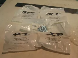 NUOVO CON SCATOLA 5PCS SCE SAGINA CONTROL EQUIP 102297 KIT FISSAGGIO VITE DI TERRA P6047 - Foto 1 di 3