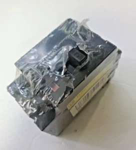 INTERRUPTOR DE CIRCUITO CUADRADO D EHB24025 3P 25 AMP 480 VOLTIOS - Imagen 1 de 7