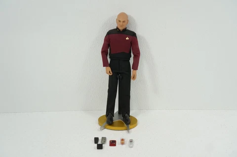 QMX Star Trek Jean Picard 1:6 Action Figure Cover