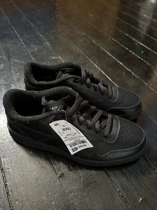 Reebok Size 8 - Picture 1 of 5