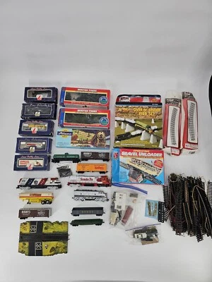 Vintage Large Lot Of H0 scale Trains/tracks/ Locomotives/- Lima Hobby- As Is Lot - Image 1 of 4