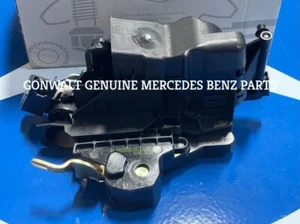 Mercedes Benz E300 E55 AMG E320 95-02 Combination Step Rear Lock OE 2027203635 - Picture 1 of 3