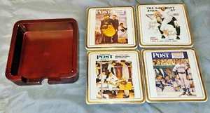 4er SET BASEBALL-UNTERSETZER SAMSTAG ABEND POST NORMAN ROCKWELL ROTE SOCKEN WÜRFEL - Bild 1 von 7