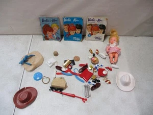 60er Jahre Barbie Zubehör Konvolut mit Anleitungen und Sonnenbrillen - Bild 1 von 4