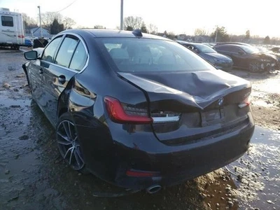 (SOLO PICKUP LOCAL) BMW 330i 2021 puerta delantera cristal 1543409 Foto 1 de 4