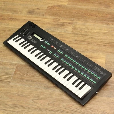 YAMAHA DX100 4-Op FM Synthesizer 49 Mini Keys 192 Presets 1985 Body Only - Image 1 of 4
