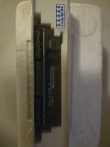 Vtg N Scale KATO 176-3116 Diesel Locomotive SP #8663 EMD SD45 Nice! - Picture 1 of 11
