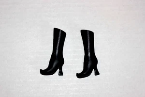 DOLL BOOTS BARBIE SIZE ANNA FROM FROZEN BLACK PAIR NICE CONDITION - Picture 1 of 3
