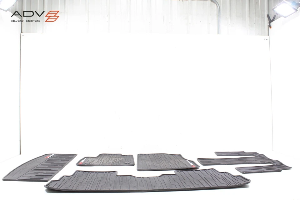 GMC ACADIA 2017-2023 para todo tipo de clima alfombra de piso revestimiento alfombrilla de goma fabricante de equipos originales -juego- Foto 1 de 4