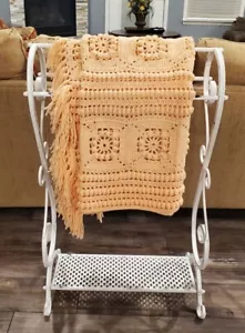 Handgefertigte Pfirsich gehäkelte afghanische Decke mit Fransen 60x43 - Bild 1 von 6
