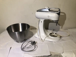 KitchenAid White Metal Stand Mixer Model 4-C Tested/Works - Picture 1 of 17