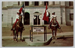 Texarkana Texas Arkansas Bi-State Federal Building Chrome Postcard - Picture 1 of 2