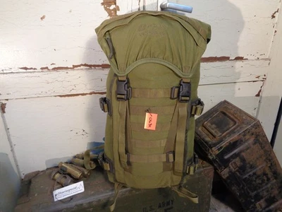 Orig. NL Armee Berghaus Centurio 30 Einsatzrucksack Daypack oliv *634 - Bild 1 von 4