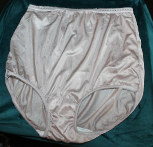 VTG NOS JC Penney's SHINY Brief Panties Nylon Size 36 Granny NEW OLD STOCK