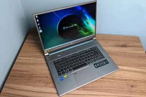 ACER Predator Triton 500SE 15.6 Gaming Laptop - Intel Core i7 - Picture 1 of 6
