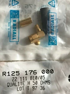 SMA PL 0Hz to 12.4GHz 50Ohm Solder/Crimp RA Cable Mount Part R125 176 000 Z3674 - Picture 1 of 1