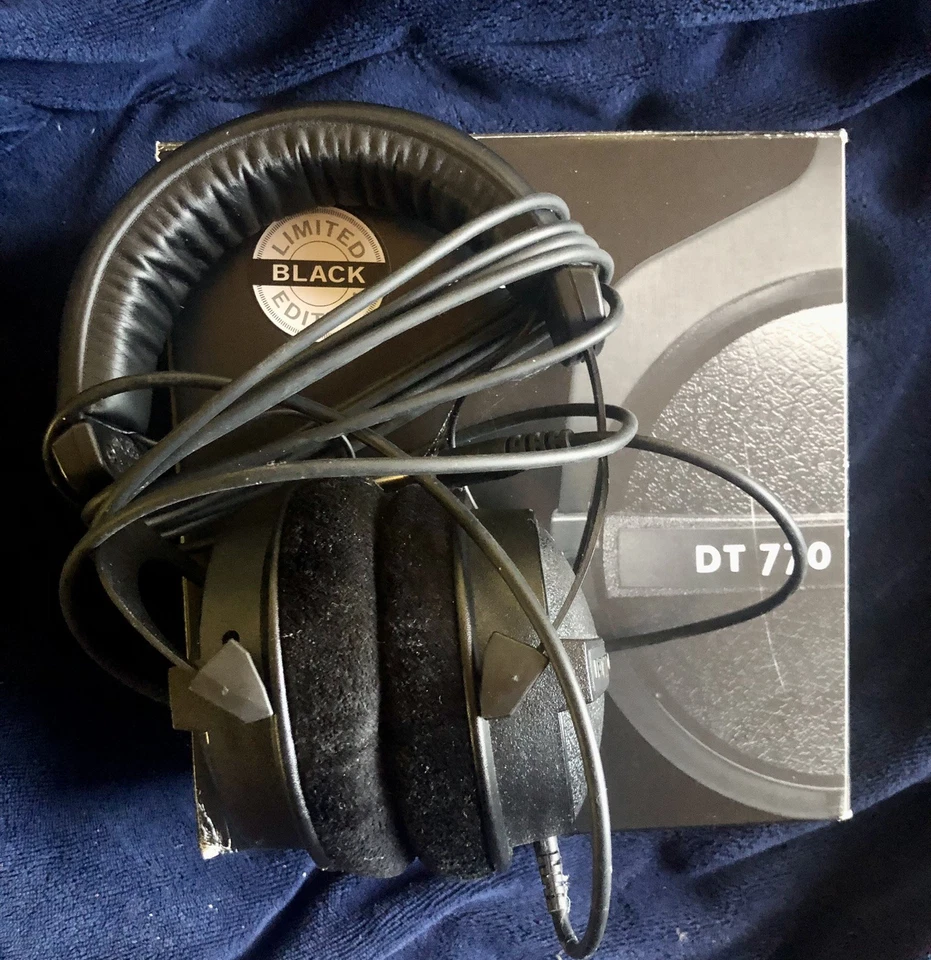 Beyerdynamic DT 770 Pro Studio 80 Ohms Headphones - Image 1 of 1