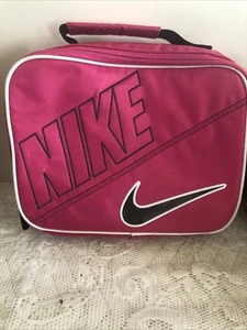 Nike Nylon Lunchbox pink schwarz isoliert schwarz Swoosh auf der Vorderseite - Bild 1 von 15