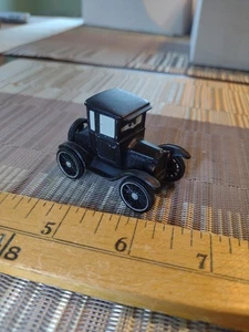 Disney Pixar Cars: LIZZIE Diecast B66 - Picture 1 of 8