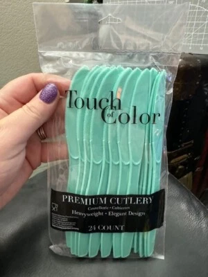 Fresh Mint Heavy Duty Plastic Knives 24 Per Pack Green Tableware Decorations New - Image 1 of 2