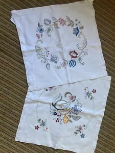 2 Vintage Hand Embroidered White Linen Floral Cushion Covers - Picture 1 of 5