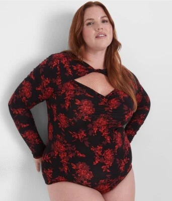 Body para mujer Lane Bryant 22/24 rojo negro multi floral ajustado canesú torcido nuevo con etiquetas Foto 1 de 4