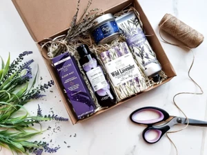 Personalised Lavender Relaxation box, Birthday Gift, Best Gift for Mum - Picture 1 of 3