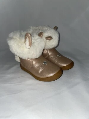 Girls FUR BOOTS Cat & Jack Pretty Pink Shimmer Comfortable Snow Boots Size 7 - Image 1 of 4