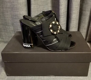 Authentic DOLCE & GABBANA Black & White Logo Slip On Sandals Size 37.5 NIBOX - Picture 1 of 19