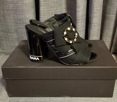 Auténticas sandalias sin cordones Dolce & Gabbana con logotipo blanco y negro talla 37,5 nuevas en caja Foto 1 de 4