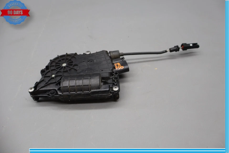 Actuador de puerta de cierre suave para pasajero delantero derecho BMW 750Li Xdrive 528i 09-16 OEM Foto 1 de 4